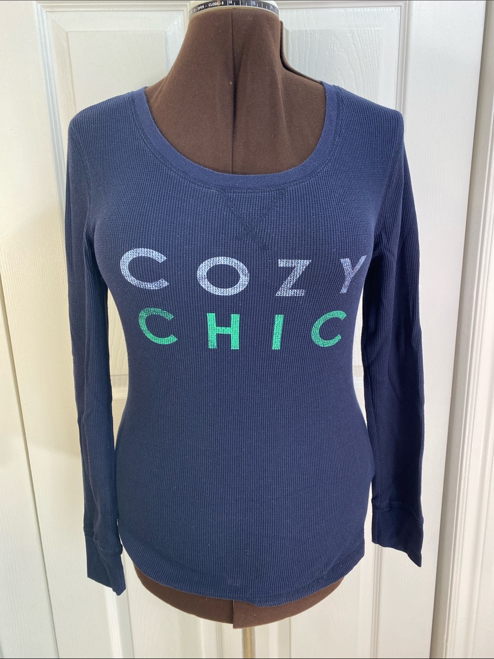 4 for $25 - Old Navy Graphic Waffle Weave Cozy Long Sleeve Fitted Tee, Navy, L